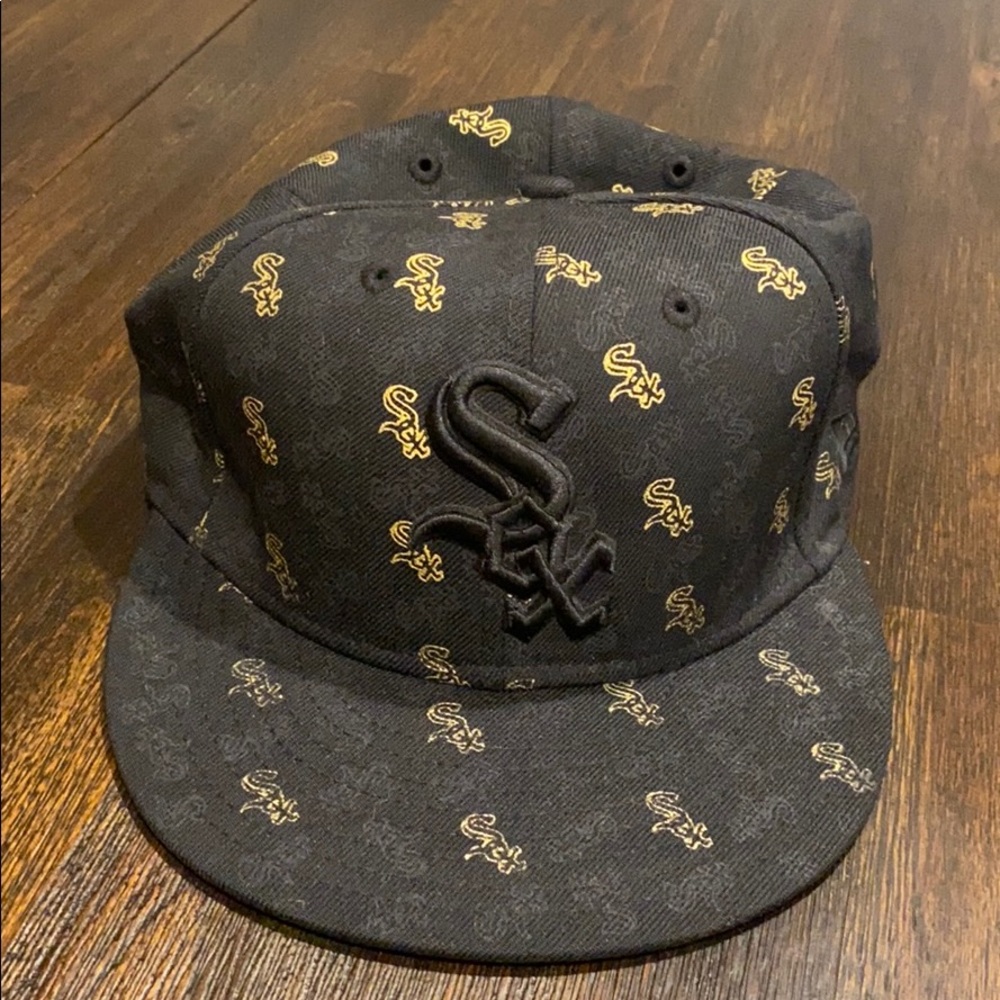 New Era White Sox Fitted Hat SZ 7 1/4